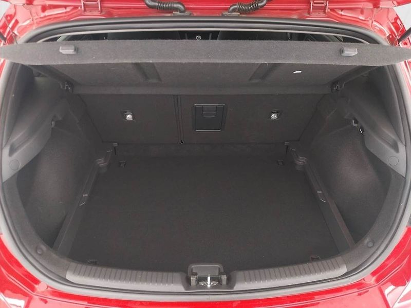 Hyundai i30 (2021) 1.5 DPI, ČR,1.maj, Serv.kniha - fotka 14 z 18