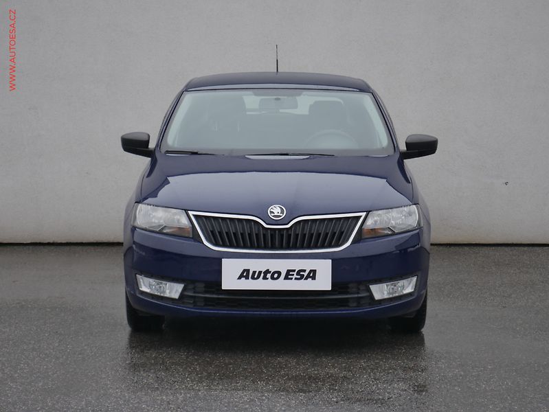 Škoda Rapid (2013) 1.2 TSi, ČR, Fresh, park - fotka 2 z 17