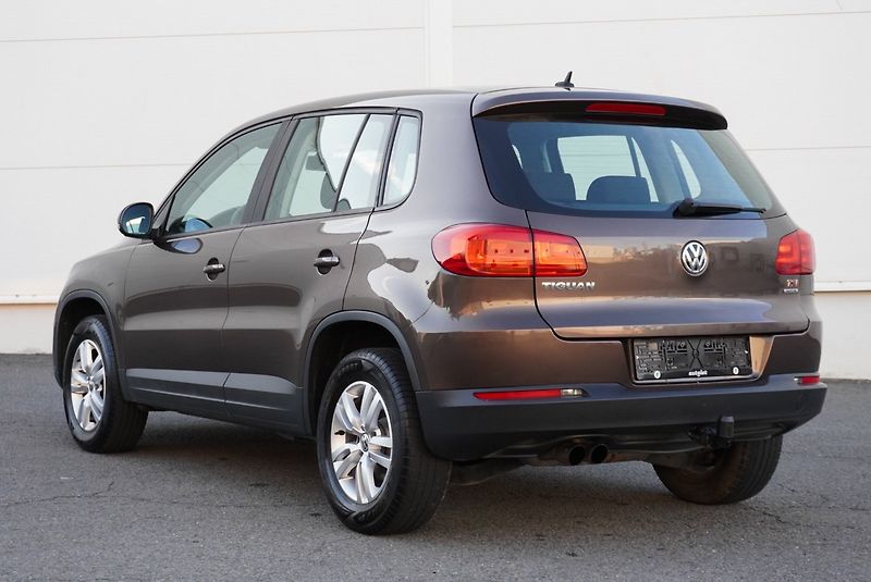 Volkswagen Tiguan (2013) 1.4 TSI TREND 4x4 - fotka 9 z 29