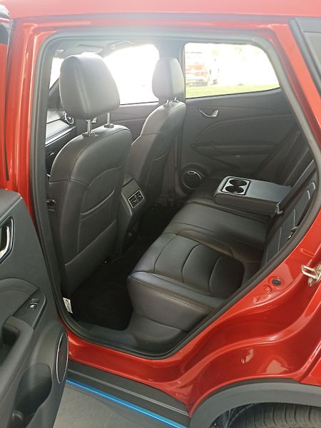 Dongfeng Seres 3 (2022) - fotka 6 z 8