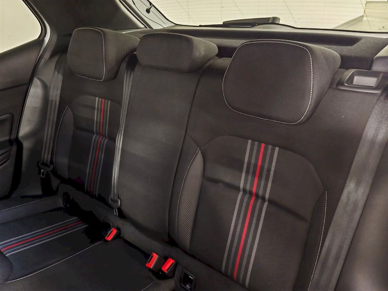 Škoda Fabia (2025) 1.0 TSI 85 kW Monte Carlo - fotka 23 z 28