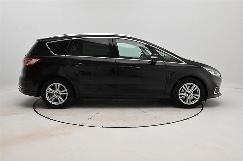 Ford S-MAX 2,0 EcoBlue 140 kW AT8 Titaniu - fotka 4 z 30