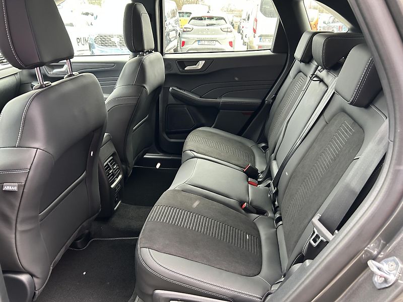 Ford Kuga 2.5 Hybrid HEV 134kW Active X - fotka 13 z 41
