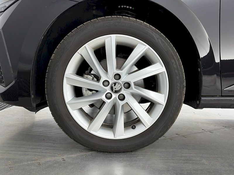 Škoda Scala (2025) 1.0TSI 85kW Top Selection - fotka 31 z 31
