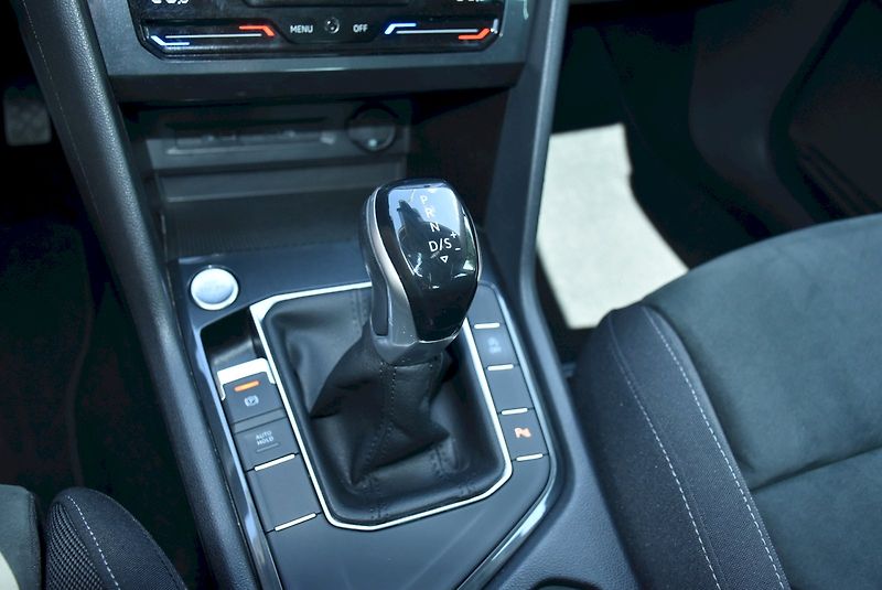 Volkswagen Tiguan (2020) LIFE 1.5 TSI 110 KW 7DSG - fotka 24 z 33