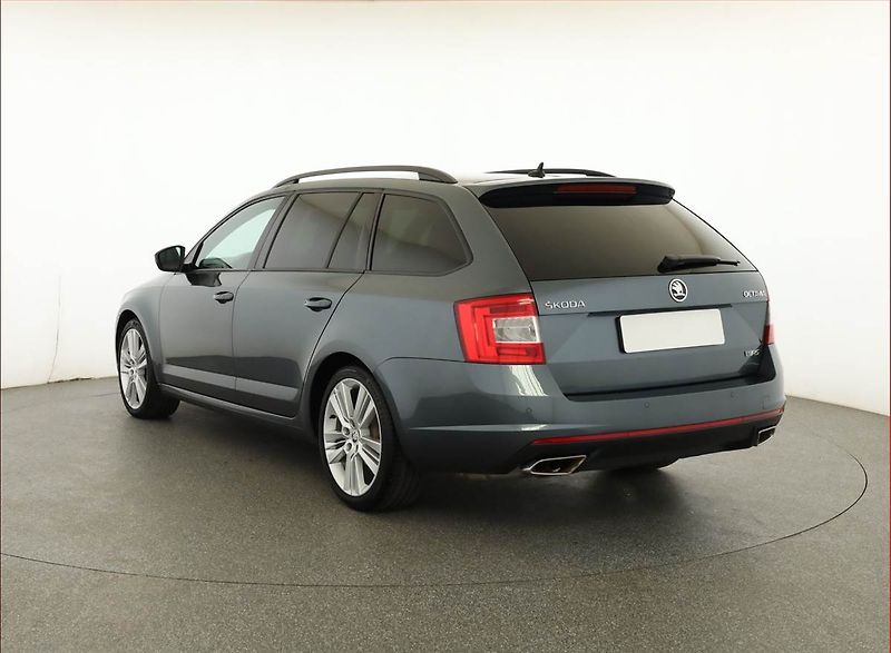Škoda Octavia (2015) RS 2.0 TDI, Automat, Kůže - fotka 4 z 20