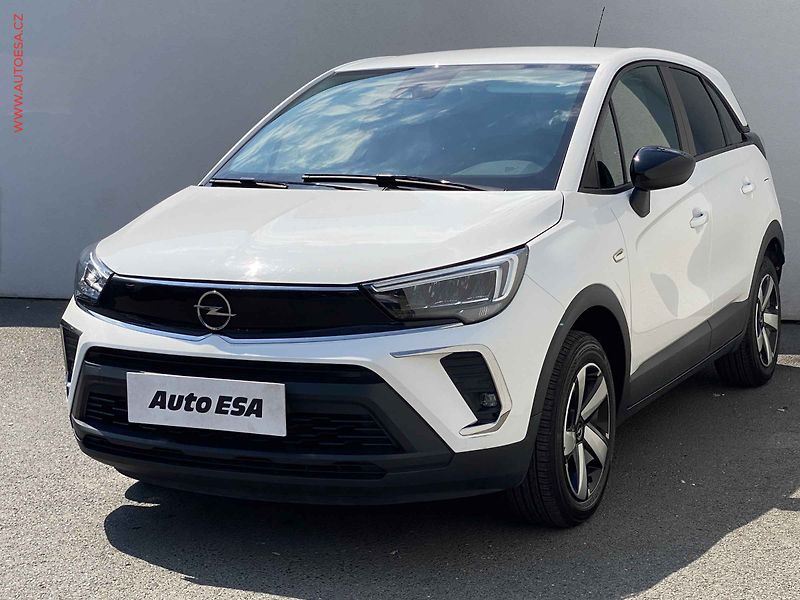 Opel Crossland (2023) 1.2 T, 1.maj,ČR, Elegance - fotka 3 z 18