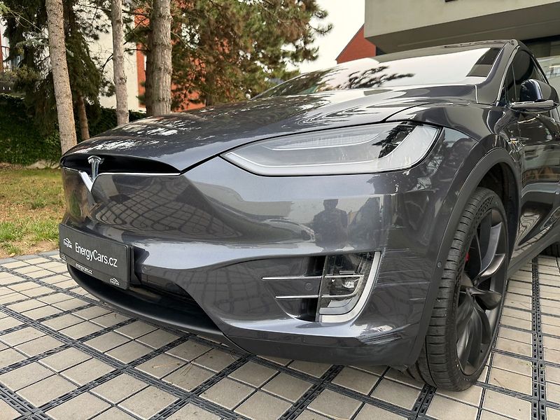 Tesla Model X Performance Ludicrous Mode - fotka 5 z 42