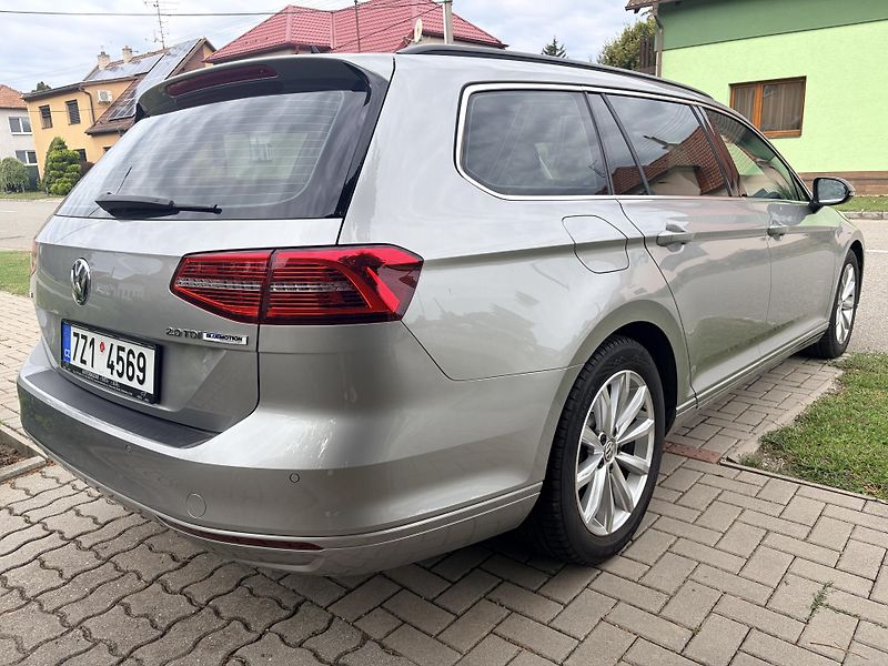 Volkswagen Passat 2.0TDI 110KW MANUAL MATRIX - fotka 4 z 62