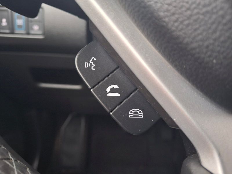 Suzuki Vitara (2024) Premium Hybrid Automat - fotka 19 z 35