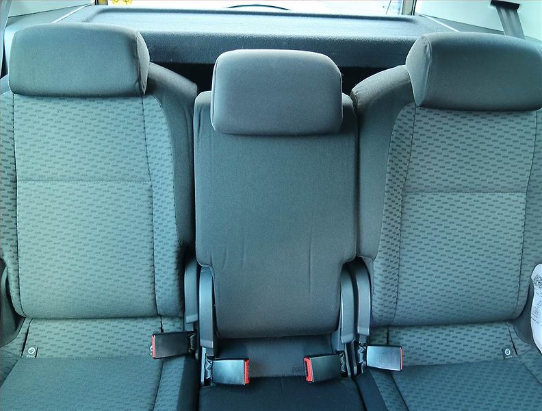 Škoda Roomster (2015) Comfort 1.4 16V, LPG, ČR,1.maj - fotka 10 z 18