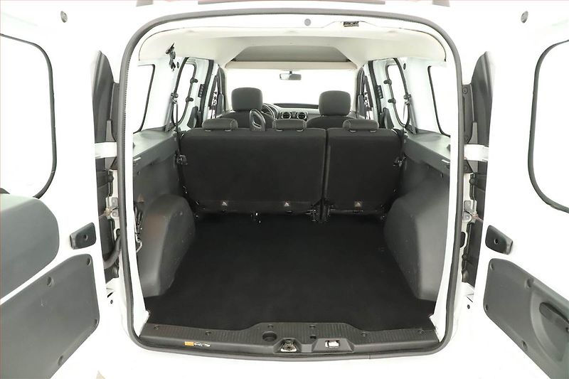 Dacia Dokker (2020) Arctica 1.5 Blue dCi, 5Míst - fotka 11 z 11