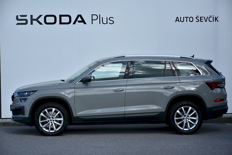 Škoda Kodiaq (2022) STYLE Business Family 7míst 4X - fotka 3 z 29