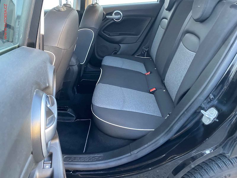 Fiat 500X (2018) 1.4T, Pop Star, navi - fotka 10 z 17