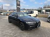 Alfa Romeo Giulia (2025) Intensa 2.0 Turbo 280k AT8 Q4 - náhled 1