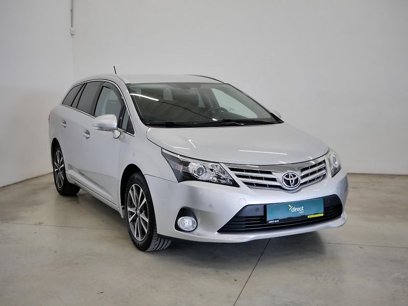 Toyota Avensis - fotka 8 z 24