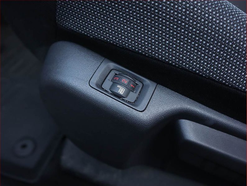 Citroën C3 Aircross (2019) 1.2 PureTech, Automat, Navi - fotka 23 z 23