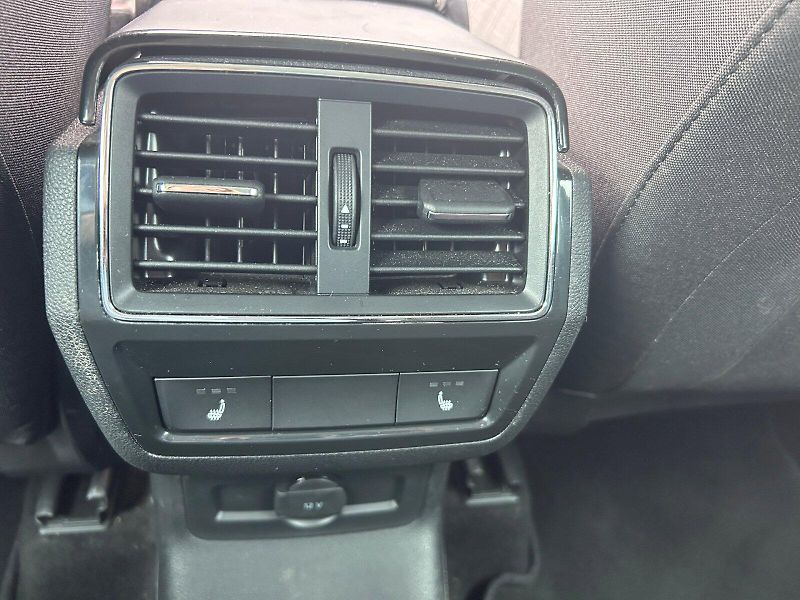 Škoda Karoq (2024) SEL TS 110/1.5 A7F - fotka 19 z 33