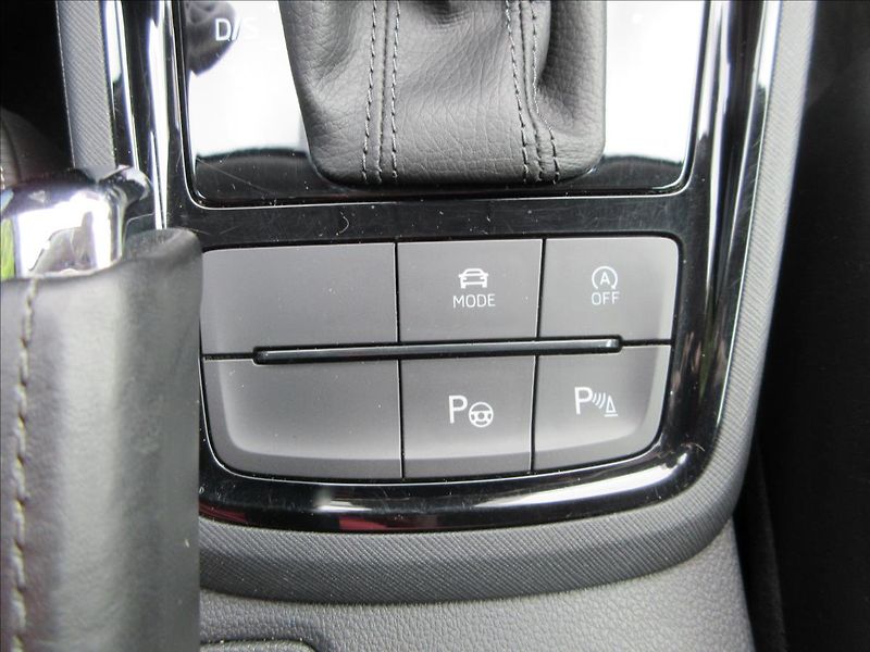 Škoda Scala 1,5 TSi DSG, Style, LED, Nové - fotka 25 z 35