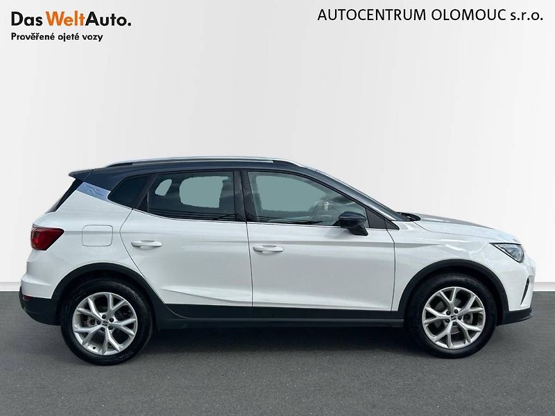 Seat Arona (2023) 1.0 TSI 7DSG FR - fotka 3 z 28