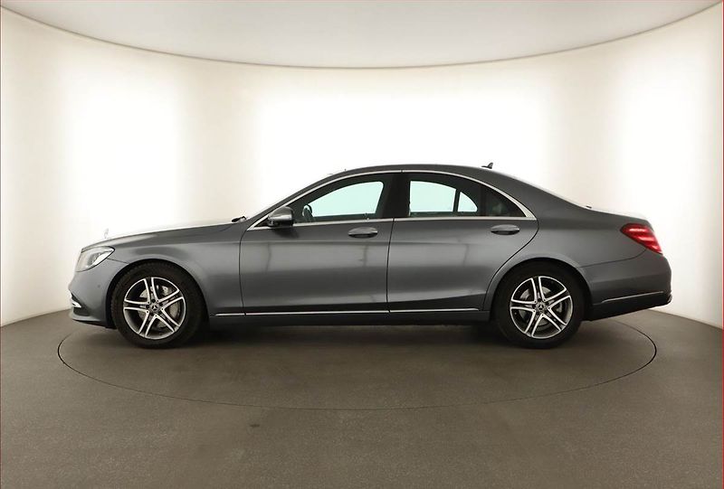 Mercedes-Benz Třídy S (2018) S 350 d - fotka 3 z 20