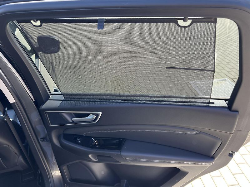 Ford S-MAX 2.0 TDCi 132kw Panorama tažné  - fotka 12 z 24
