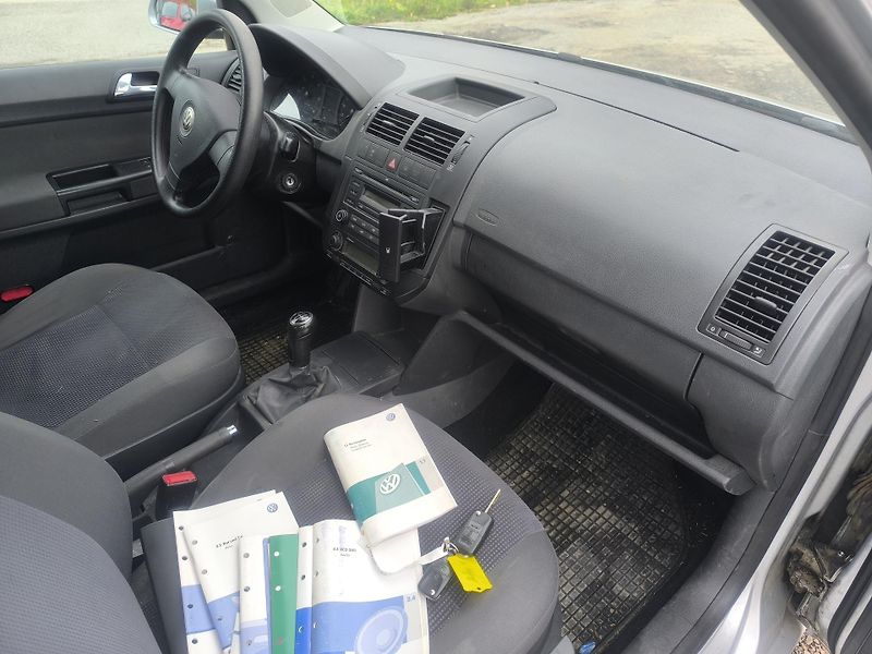Volkswagen Polo 1.9TDI, VÝBAVA,KRÁSNÉ,SERVISKA - fotka 7 z 23