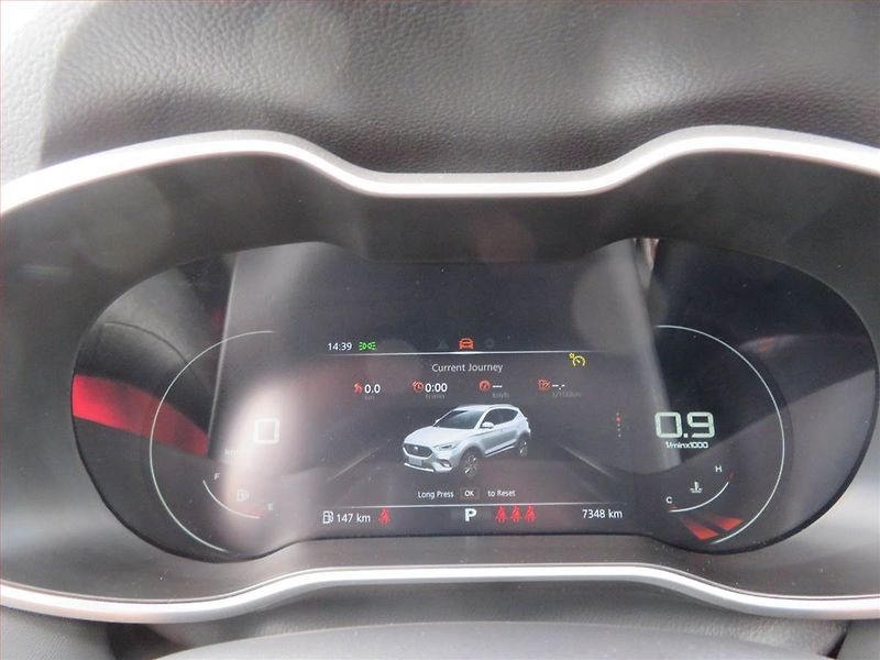 MG ZS (2022) Exclusive 1.0 Turbo, Automat - fotka 11 z 18