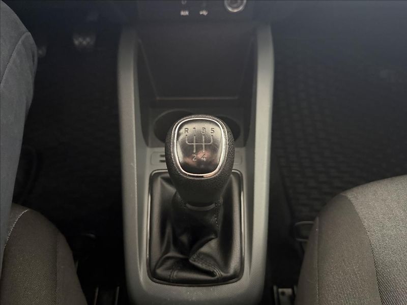 Škoda Fabia 1,2   TSI 66kW,WEBASTO - fotka 20 z 24