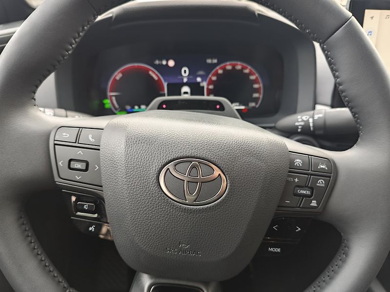 Toyota C-HR (2025) 2.0L PHEV CVT Tokyo Edition - fotka 13 z 17