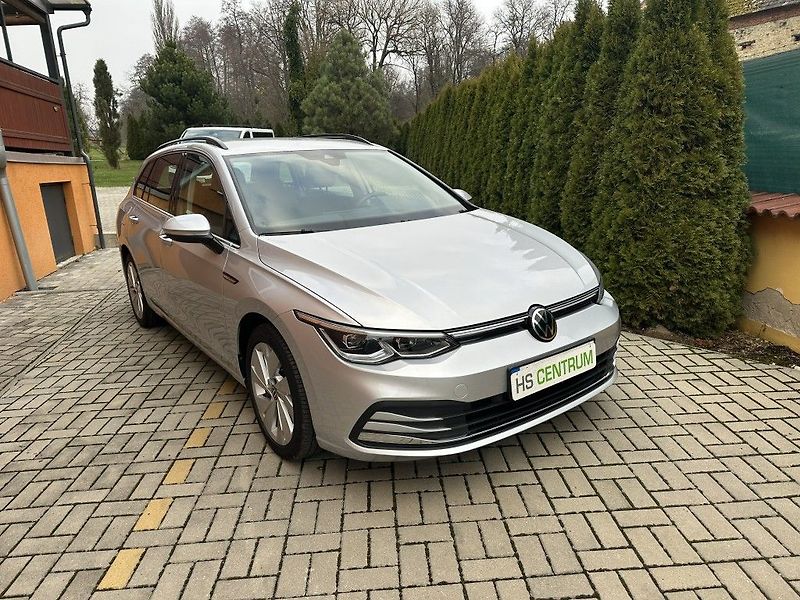 Volkswagen Golf 1.5 TSi 110kW - fotka 1 z 24