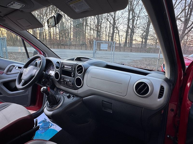 Citroën Berlingo (2012) 1.6 HDi Multispace - fotka 16 z 25