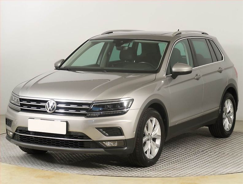 Volkswagen Tiguan (2018) Highline 2.0 TDI - fotka 2 z 23