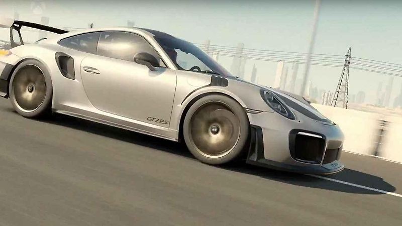 Porsche 911 GT2 RS.