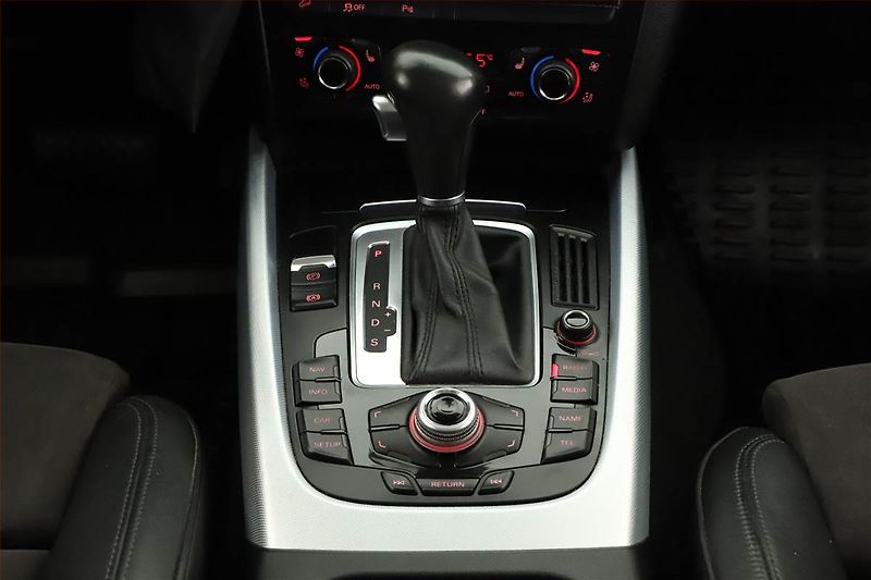 Audi Q5 (2012) 3.0 TDI, 4X4, Automat, ČR - fotka 12 z 17