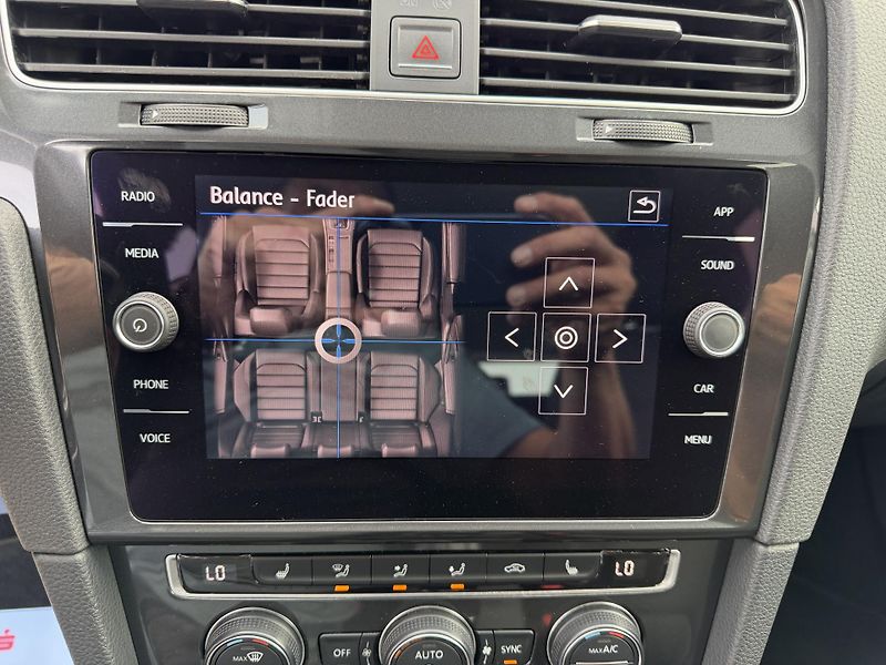 Volkswagen Golf Combi VII 1,6 TDi/85kW - fotka 25 z 66