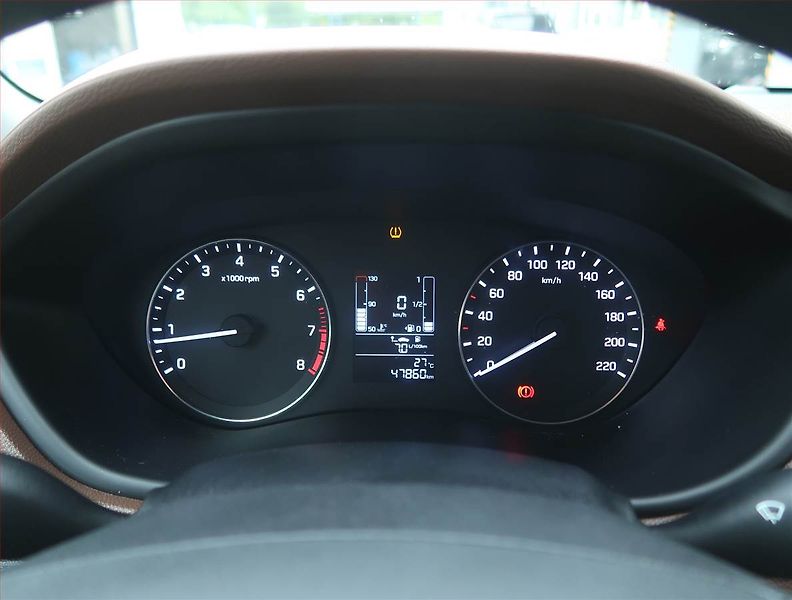 Hyundai i20 (2016) 1.2, Serv.kniha - fotka 11 z 17