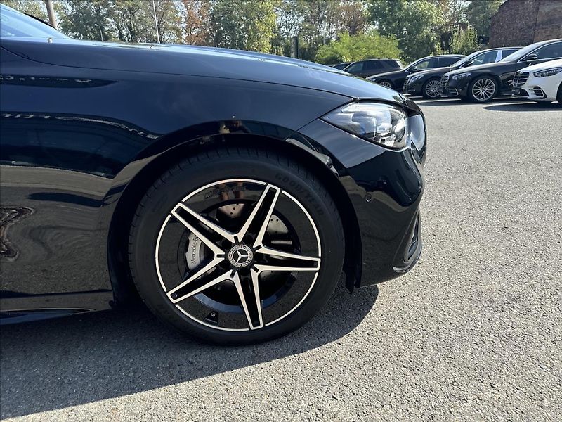 Mercedes-Benz Třídy C C 220d 4MATIC T - fotka 16 z 16