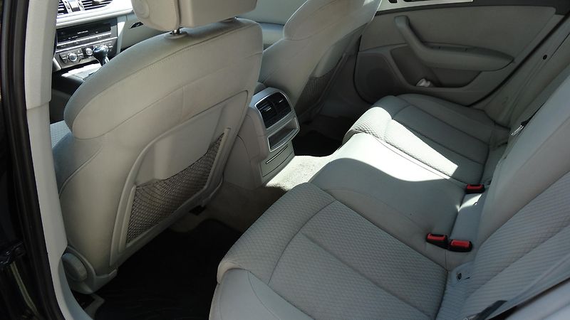Audi A6 3.0TDI Manuál Navi Taž.zař. - fotka 6 z 12