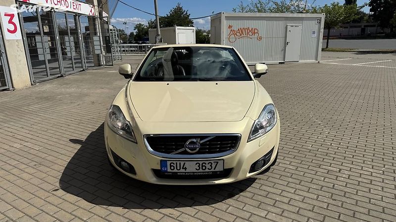Volvo C70 Cabrio 2.0D4 130kw ČR původ - fotka 8 z 21