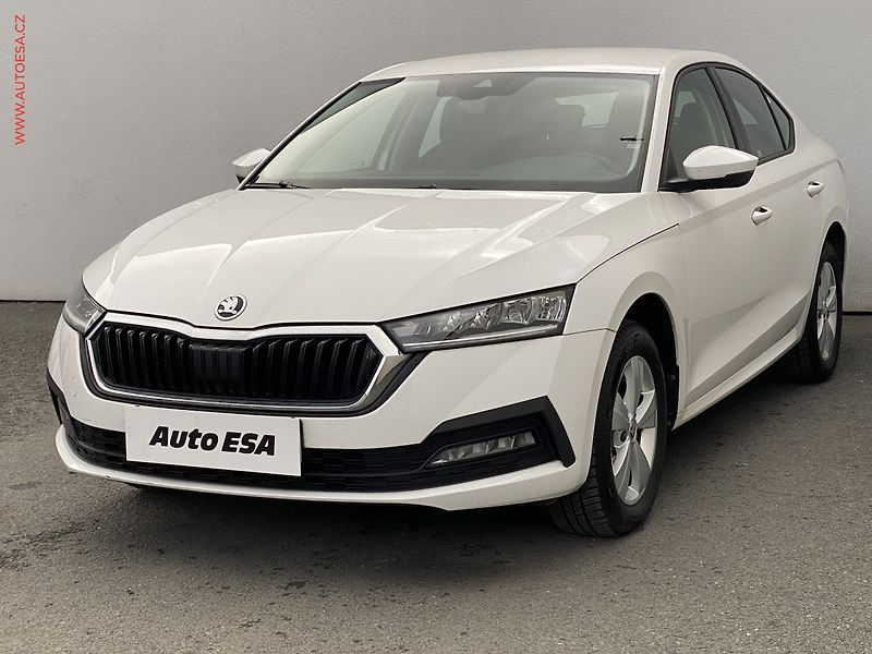 Škoda Octavia (2021) 1.5TSi e-TEC, 1.maj,ČR - fotka 3 z 17