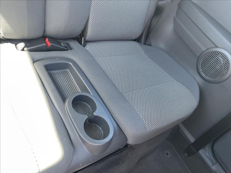 Volkswagen Fox jen 96. tis. km*nová STK* - fotka 25 z 35