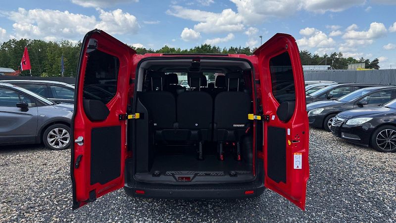 Ford Transit Custom (2018) 2.0TDCi 77kW REZERVOVANO - fotka 19 z 20