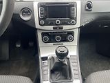 Volkswagen Passat (2011) 2,0 TDi 103 Kw TAŽNÉ - náhled 13
