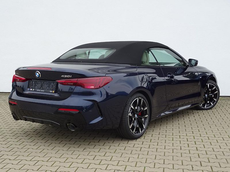 BMW Řada 4 430i xDrive Convertible - fotka 3 z 8