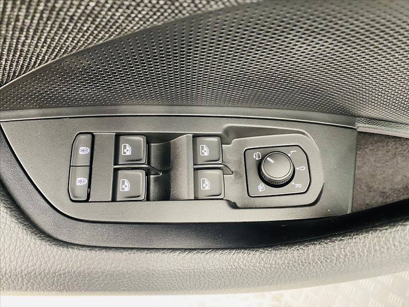 Škoda Kodiaq 2,0 TDI 110kW DSG Selection - fotka 19 z 25