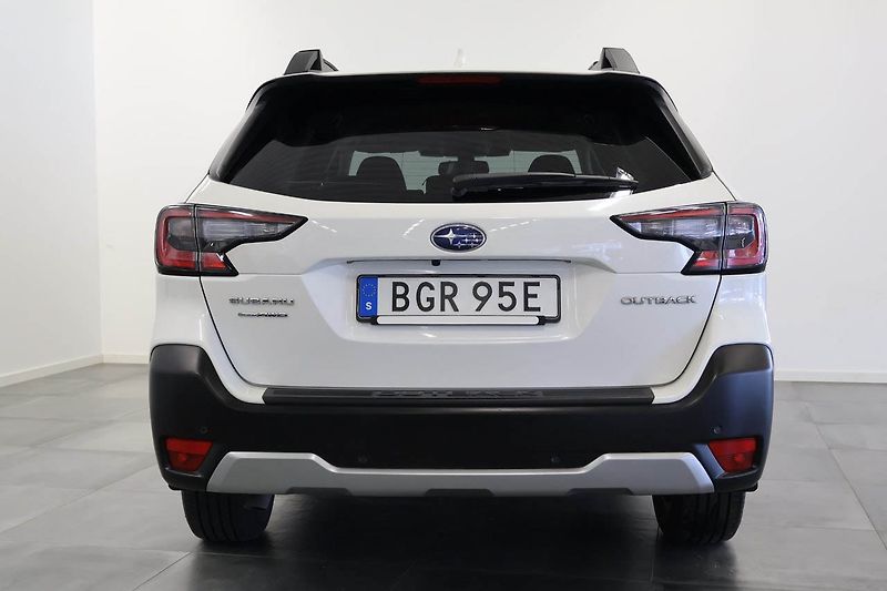 Subaru Outback 2.5i 4WD Active - fotka 5 z 13