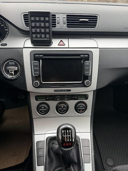 Volkswagen Passat (2009) B6 2.0TDI 103kW, 4x4 - fotka 17 z 19