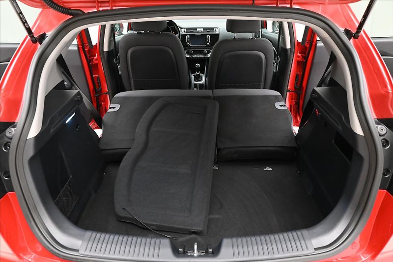 Kia Rio 1,4 CVVT 80kW KLIMA Manuál Zár - fotka 11 z 29
