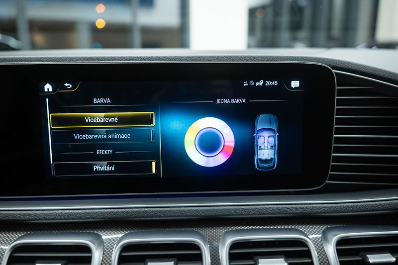 Mercedes-Benz GLE (2020) 350D 4x4 AMG PREMIUM AIRMATIC - fotka 40 z 48